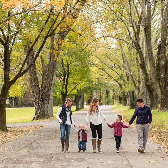 Meet your Posher, Mel - Picture 2 of 4